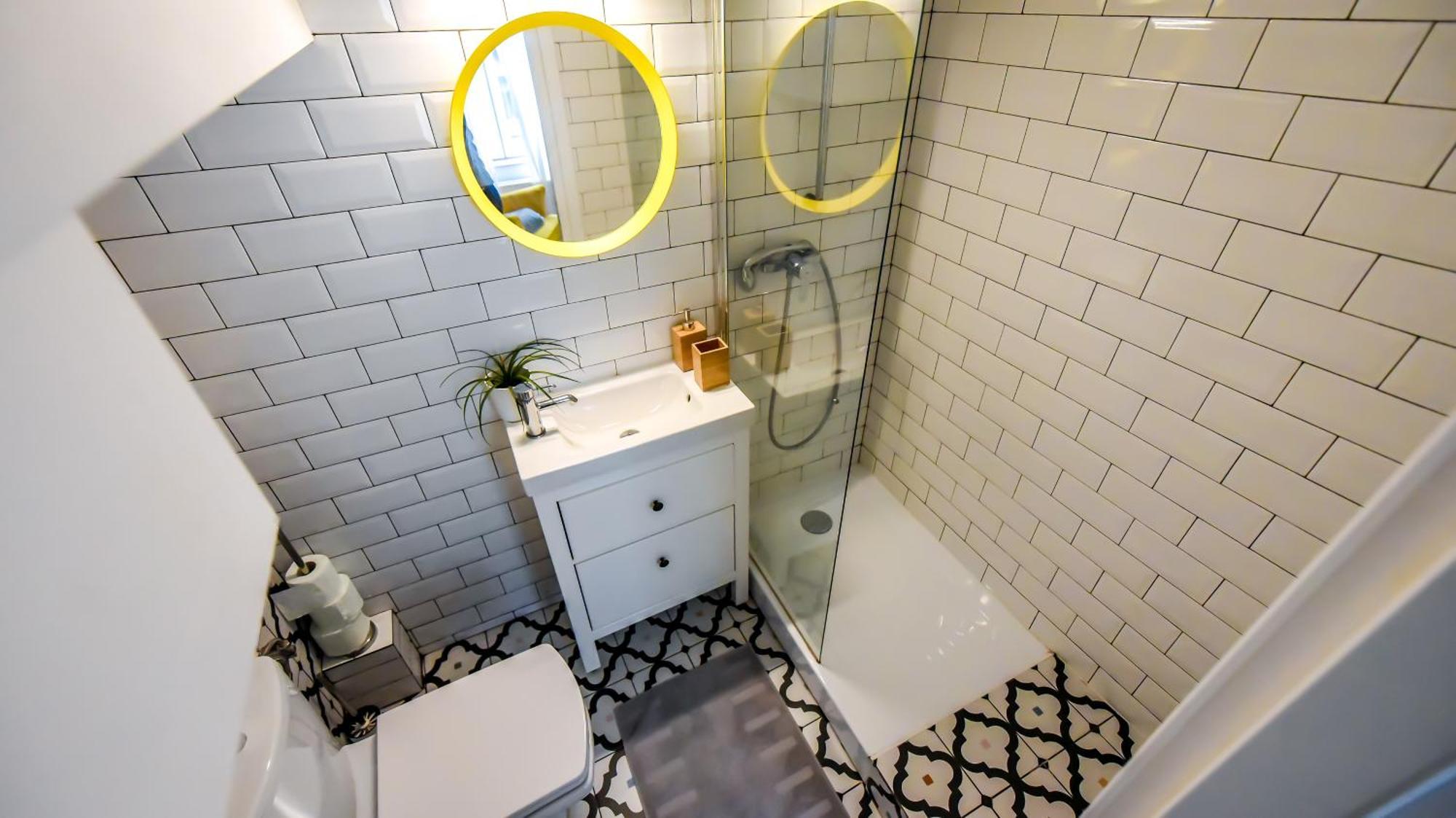 Apartment Architectural Gem With Modern Flair Double Old Town *