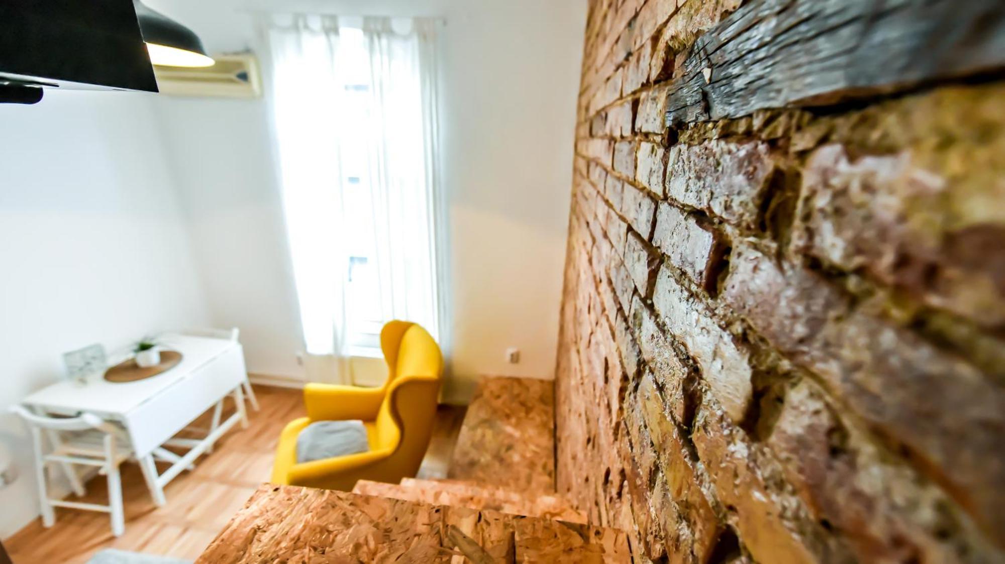 Architectural Gem With Modern Flair Double Old Town Apartament *